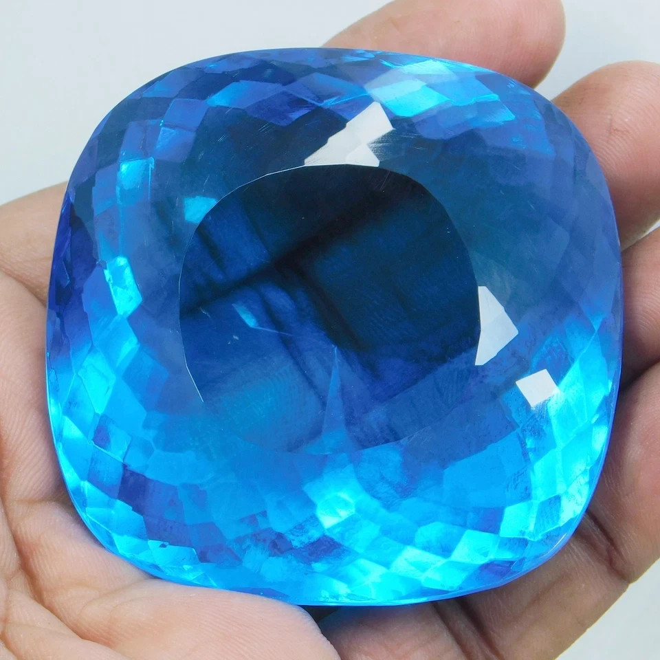 Certified 665.50 Ct Natural Brazilian Blue Aquamarine Radiant Cut AAA+ Gemstone
