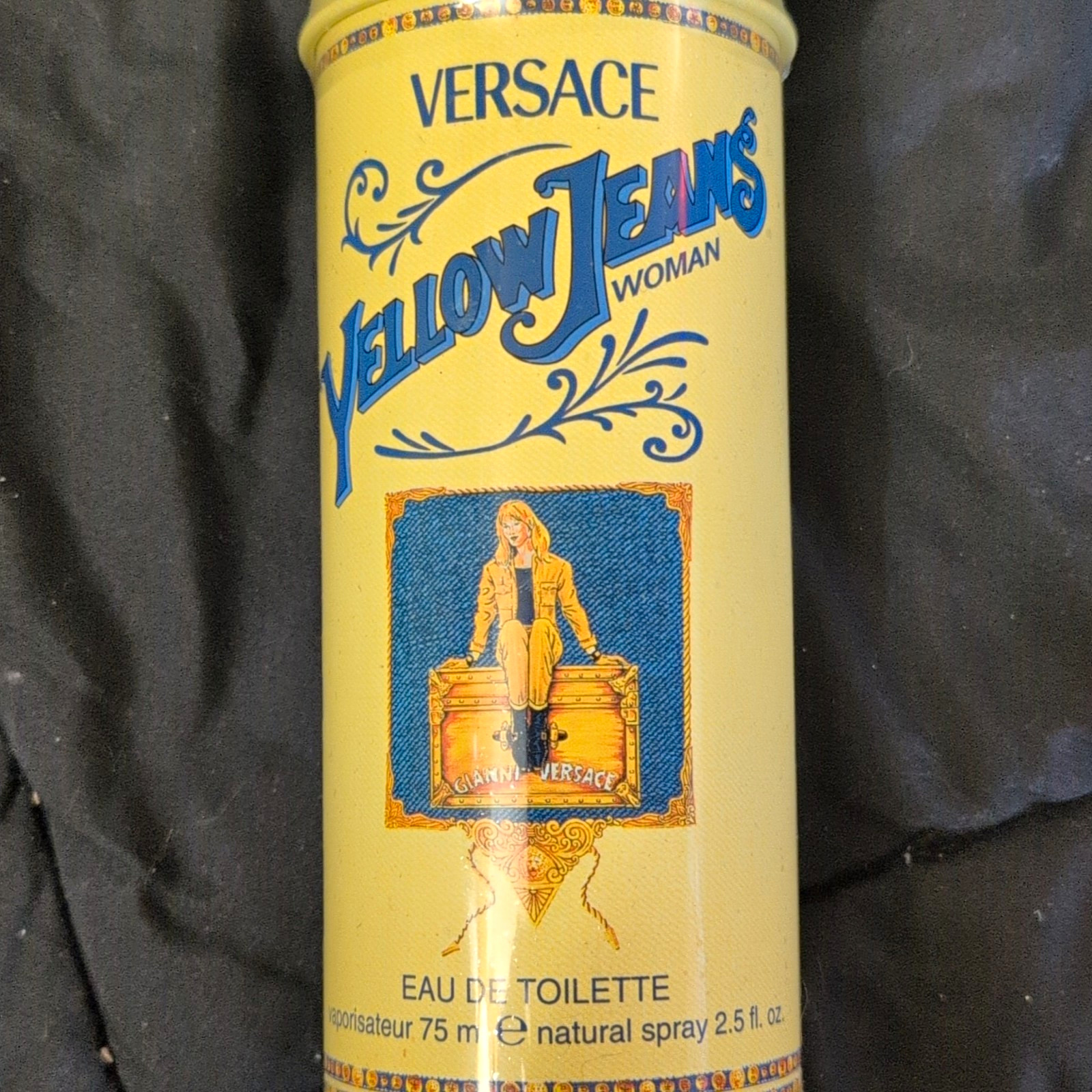 Versace Yellow Jeans Woman Eau de Toilette Spray Regular Size 2.5 fl oz 33075 Versace Yellow Jeans Woman Eau de Toilette Spray Regular Size 2.5 fl oz 33075