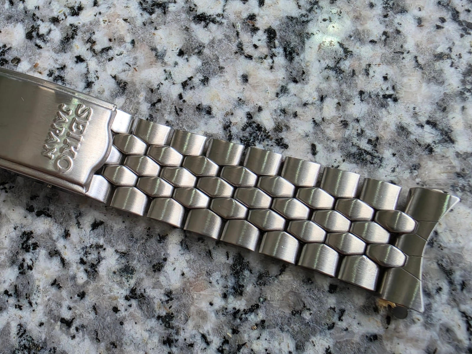 Rare Nos Vintage Seiko Fish Scales Bracelet 19 .4 mm Curve end piece Coffin Link