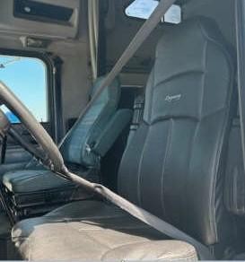 Replaces 1999 INTERNATIONAL 9200 FRONT SEAT ,  IL