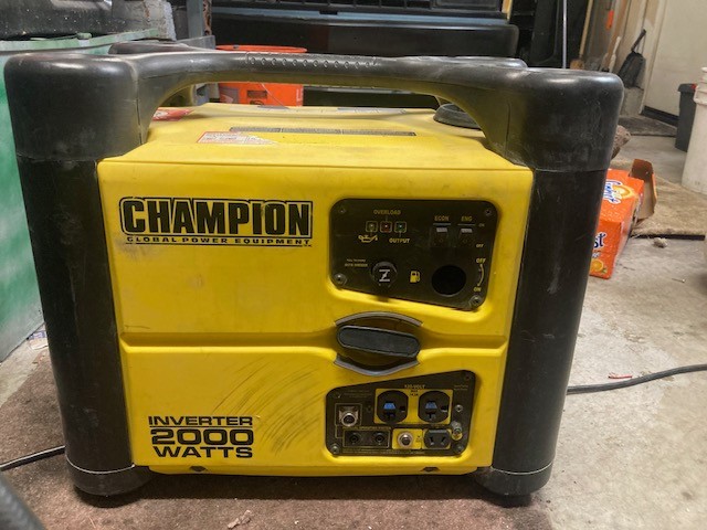 Champion Generator 2,000 WATT