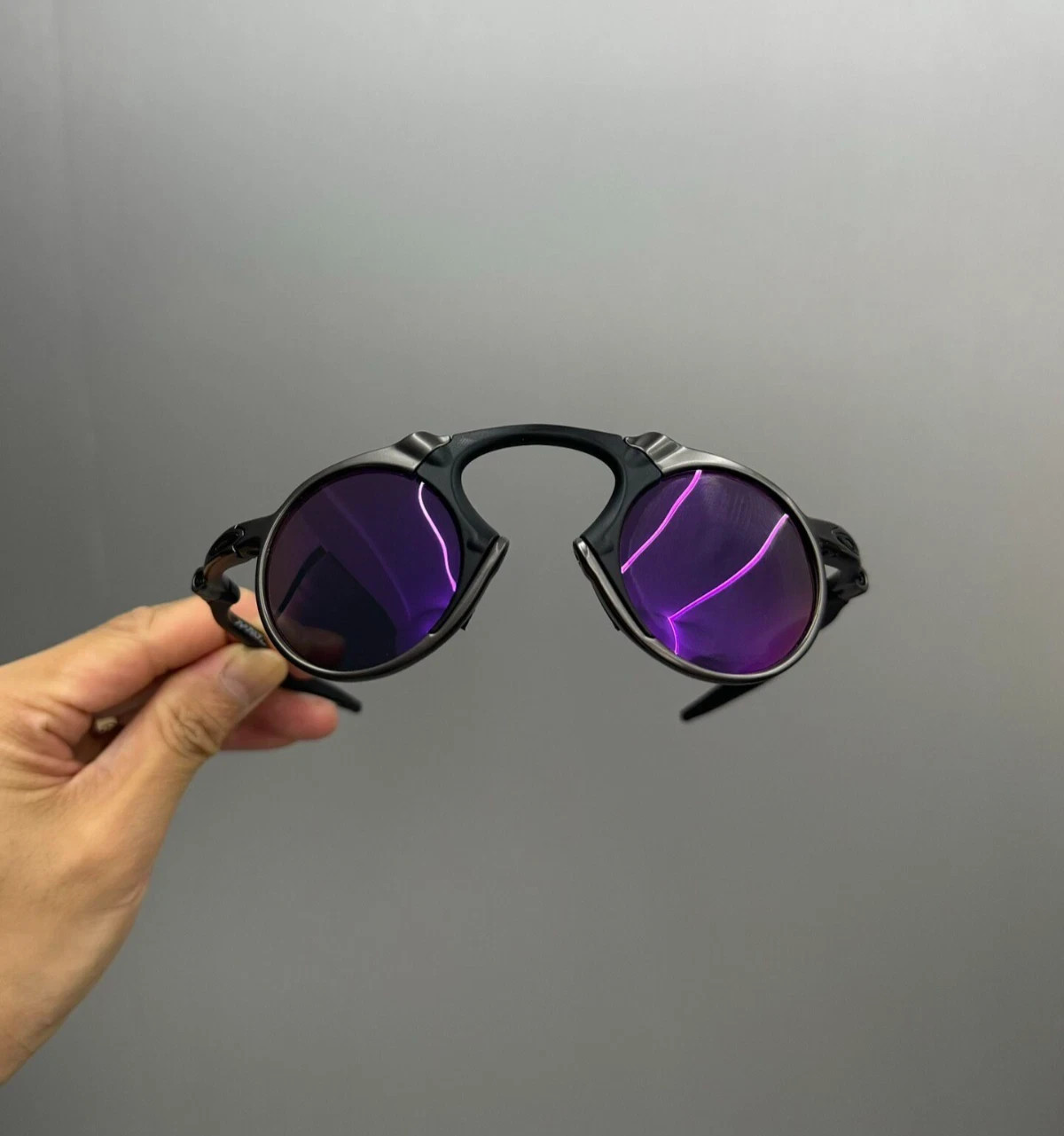 Vintage Oakley Madman X Metal Retro Polarized Sunglasses Purple Lens Grey