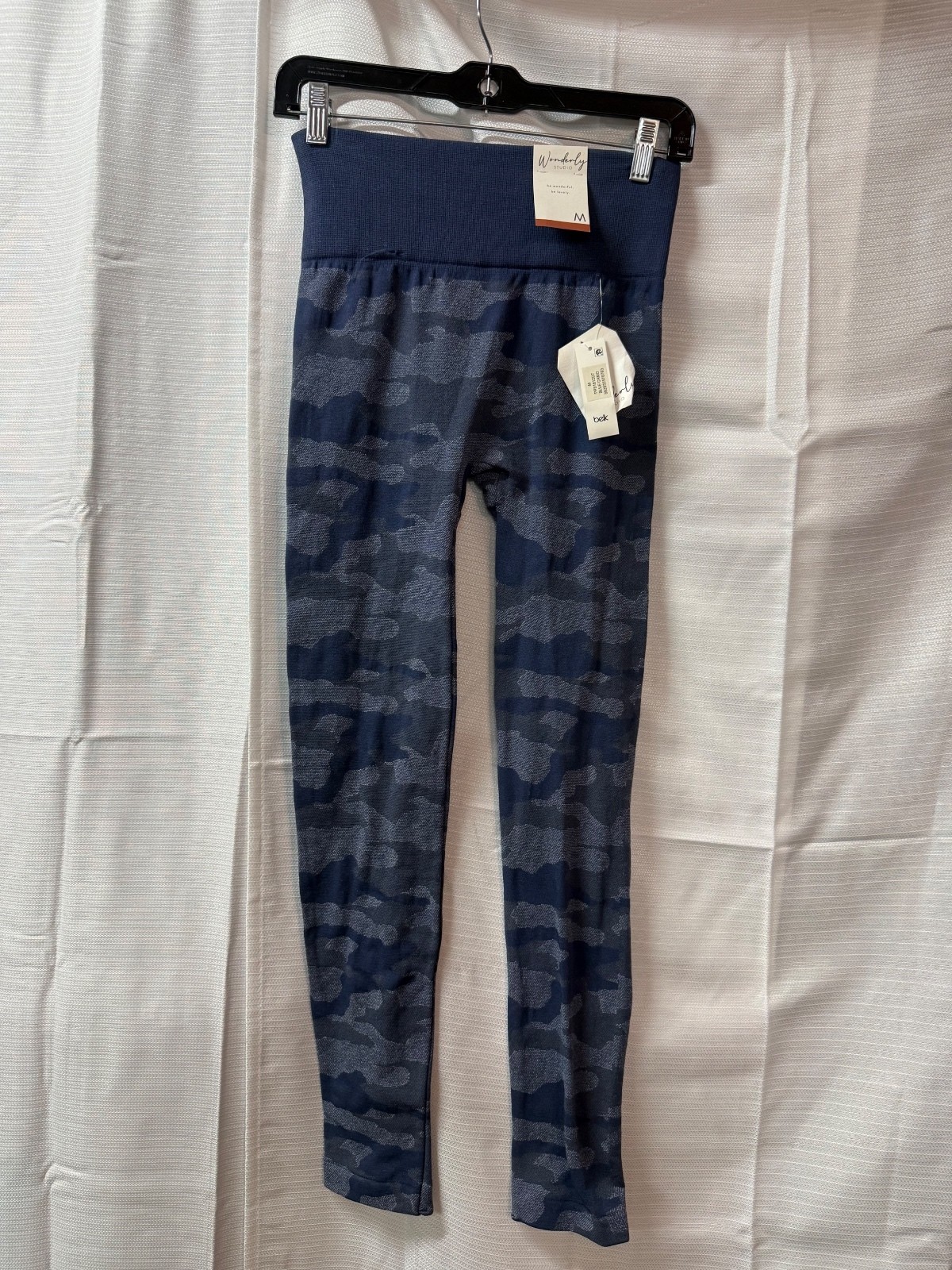 Wonderly Women\'s Blue Camo High Waist Leggings Medium Wonderly Women\'s Blue Camo High Waist Leggings Medium