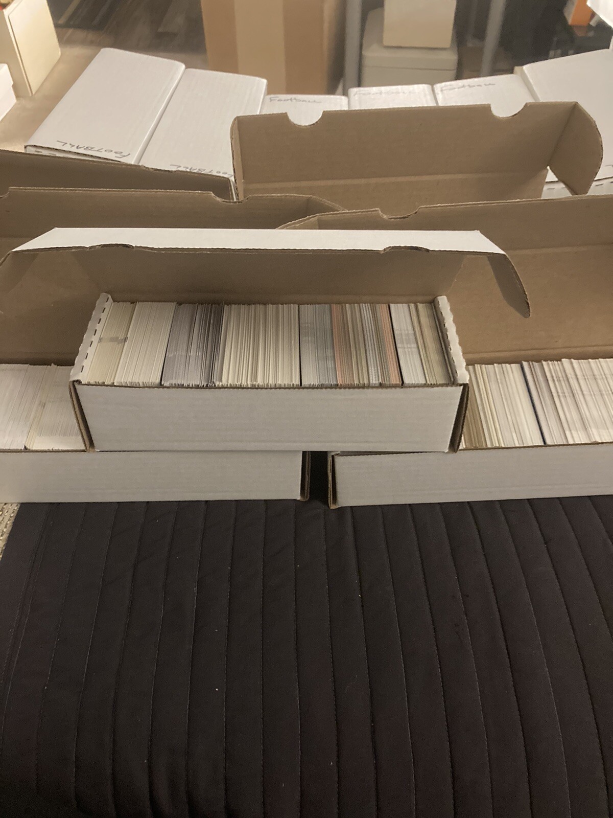 Nice Lot of 500 Plus Baseball Cards Estate Lot With Many Years And Or Brands Nice Lot of 500 Plus Baseball Cards Estate Lot With Many Years And Or Brands