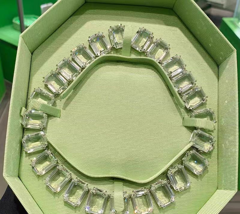 Swarovski Crystal Square Millenia Necklace Women's Octagonal Clavicle Chain Swarovski Crystal Square Millenia Necklace Women's Octagonal Clavicle Chain