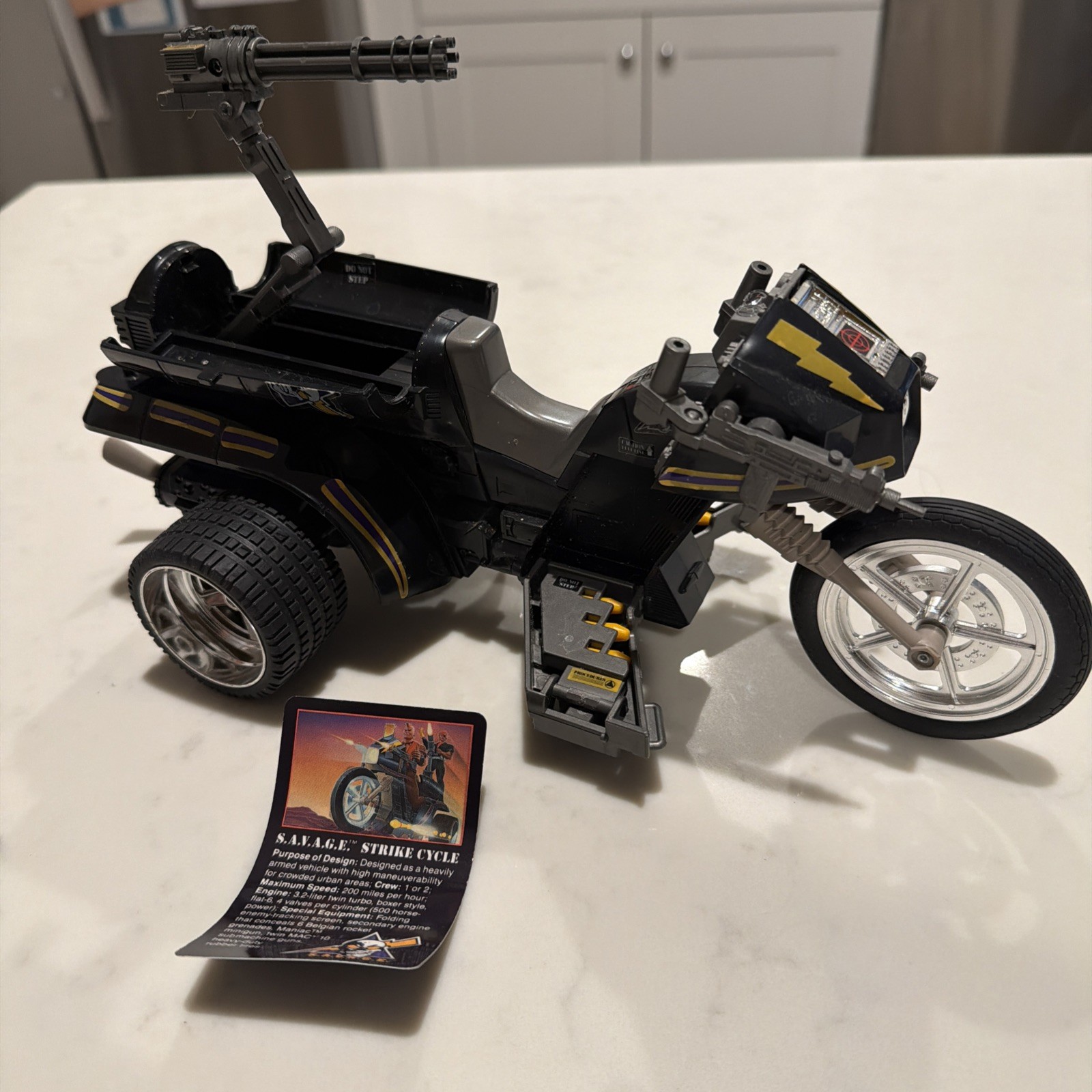 Vintage S.A.V.A.G.E. Strike Cycle Rambo The Force of Freedom 1986 Mint Complete