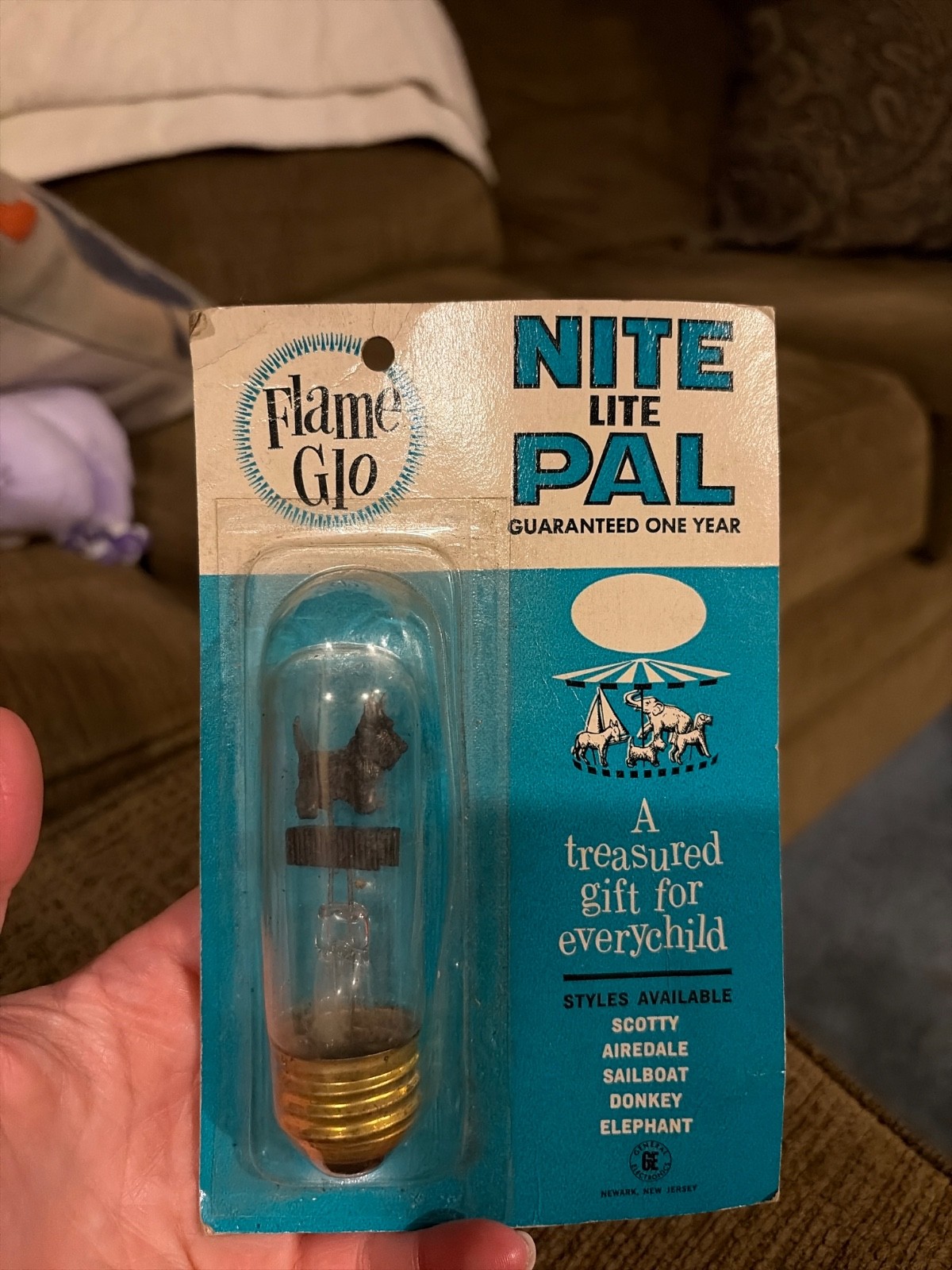 Vintage Flame Glo Nite Lite Pal bulb new in package Vintage Flame Glo Nite Lite Pal bulb new in package