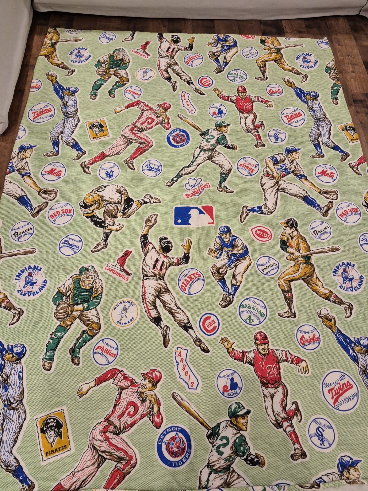 Vintage MLB Baseball Logos Bedspread Blanket Quilt 80x45 vintage 1970s rare