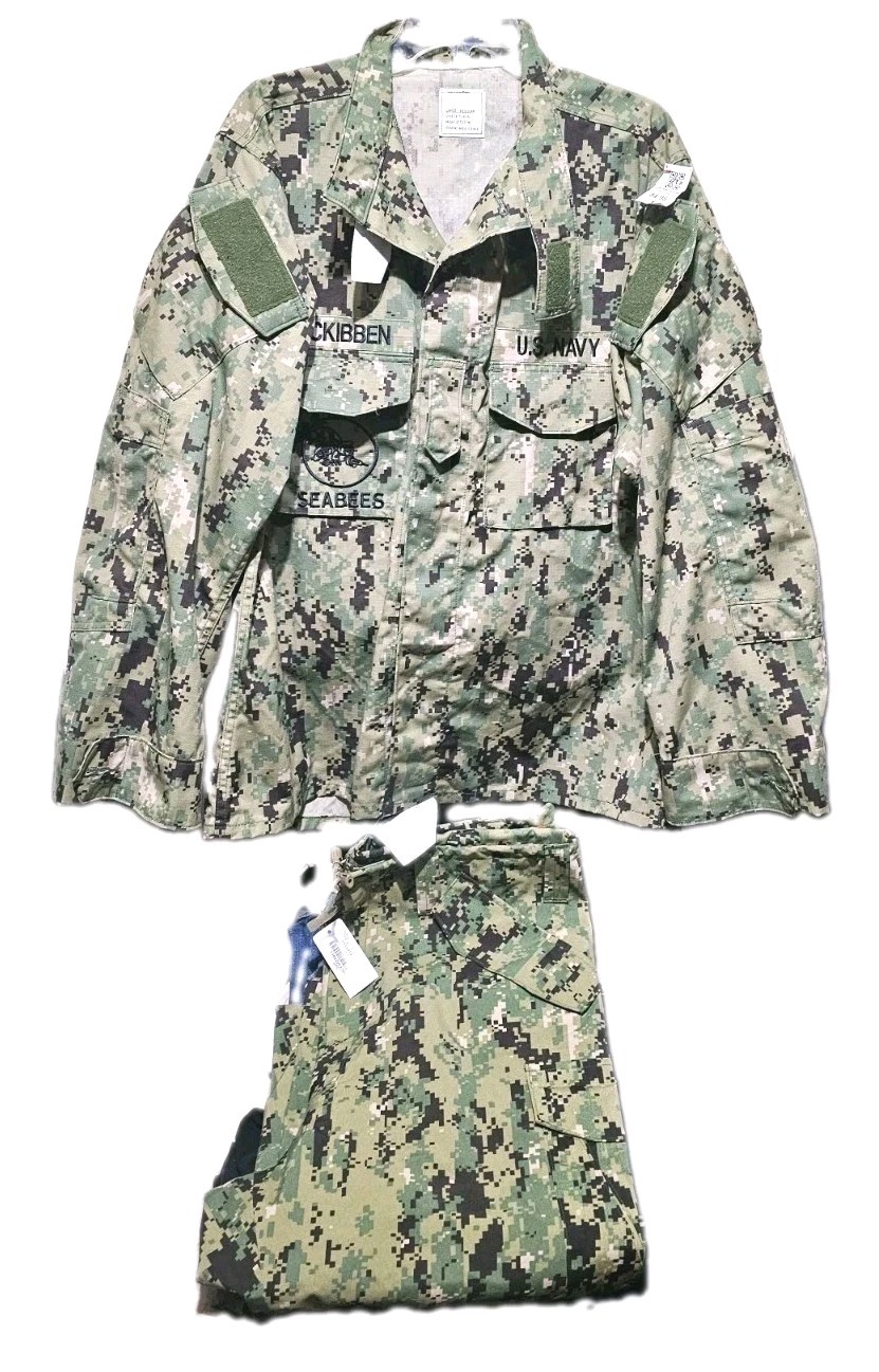 Authentic 2012 US NAVY Seabreeze Mens Camoflouge Print Working Uniform-(L)