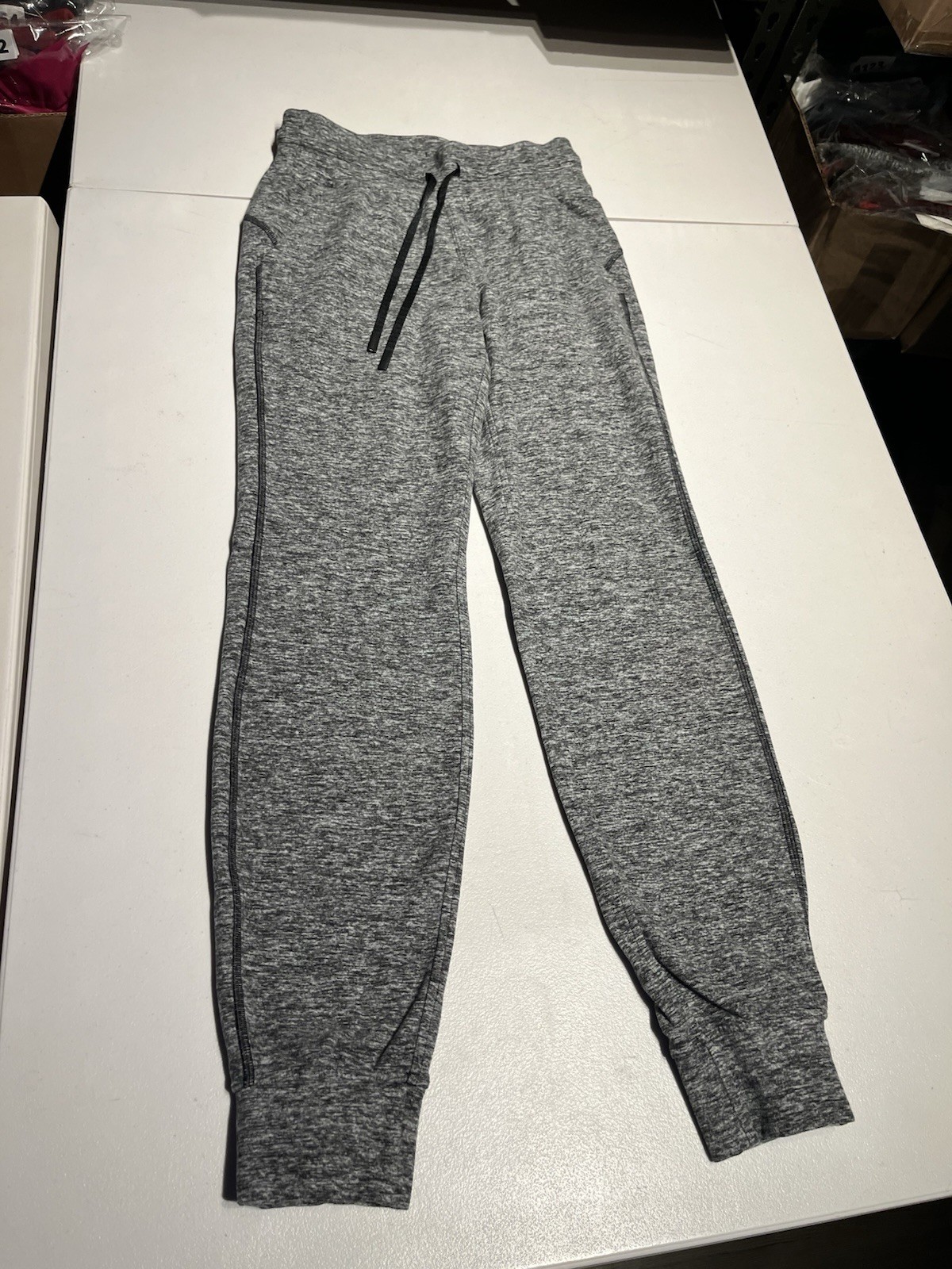 Lululemon Jogger Women\'s 2 Ready To Rulu Gray Heathered Gym Pants 29” Inseam