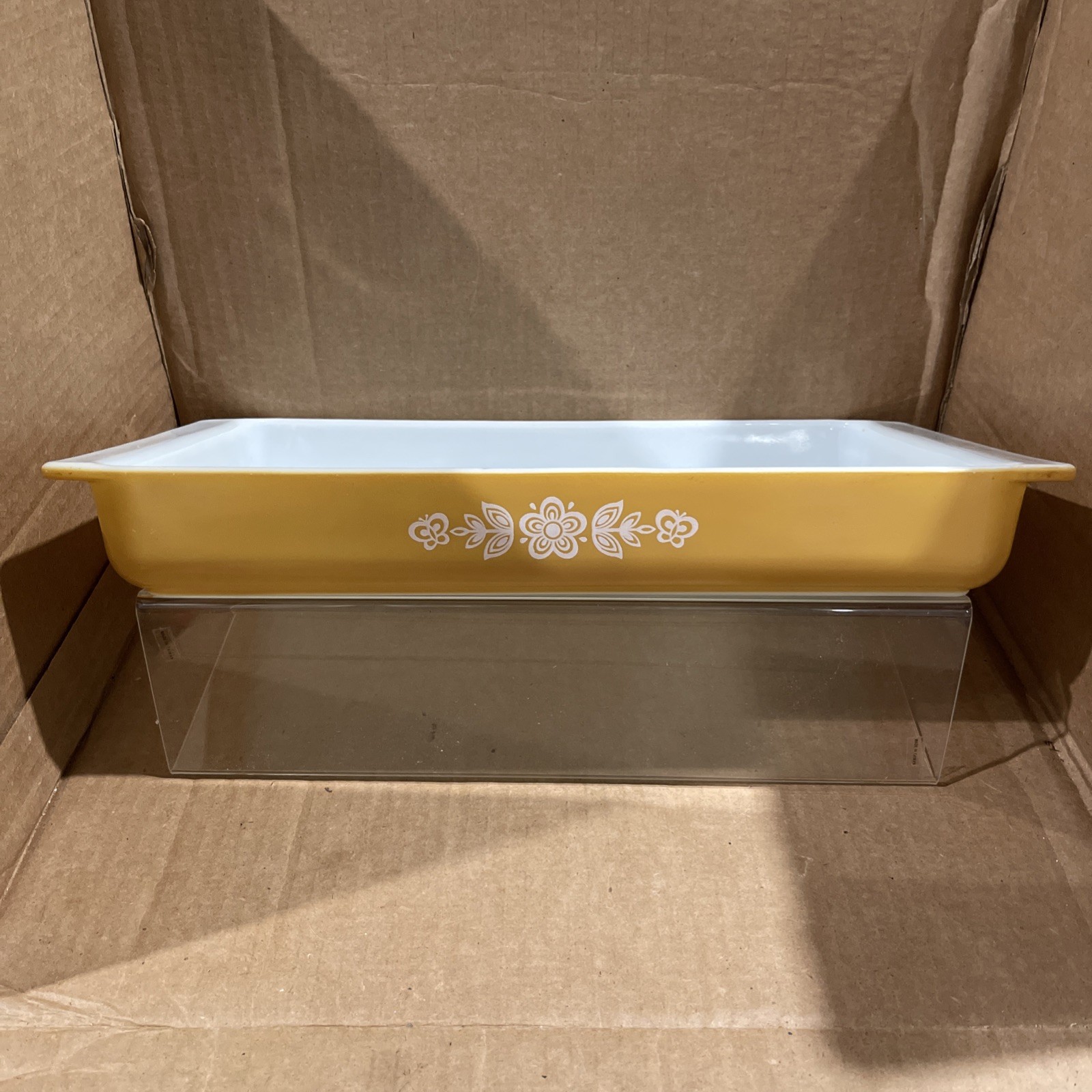 Vintage Pyrex 933 Orange Citrus Daisy Lasagna Dish Pan 13 1/2 x 8 3/4” Vintage Pyrex 933 Orange Citrus Daisy Lasagna Dish Pan 13 1/2 x 8 3/4”