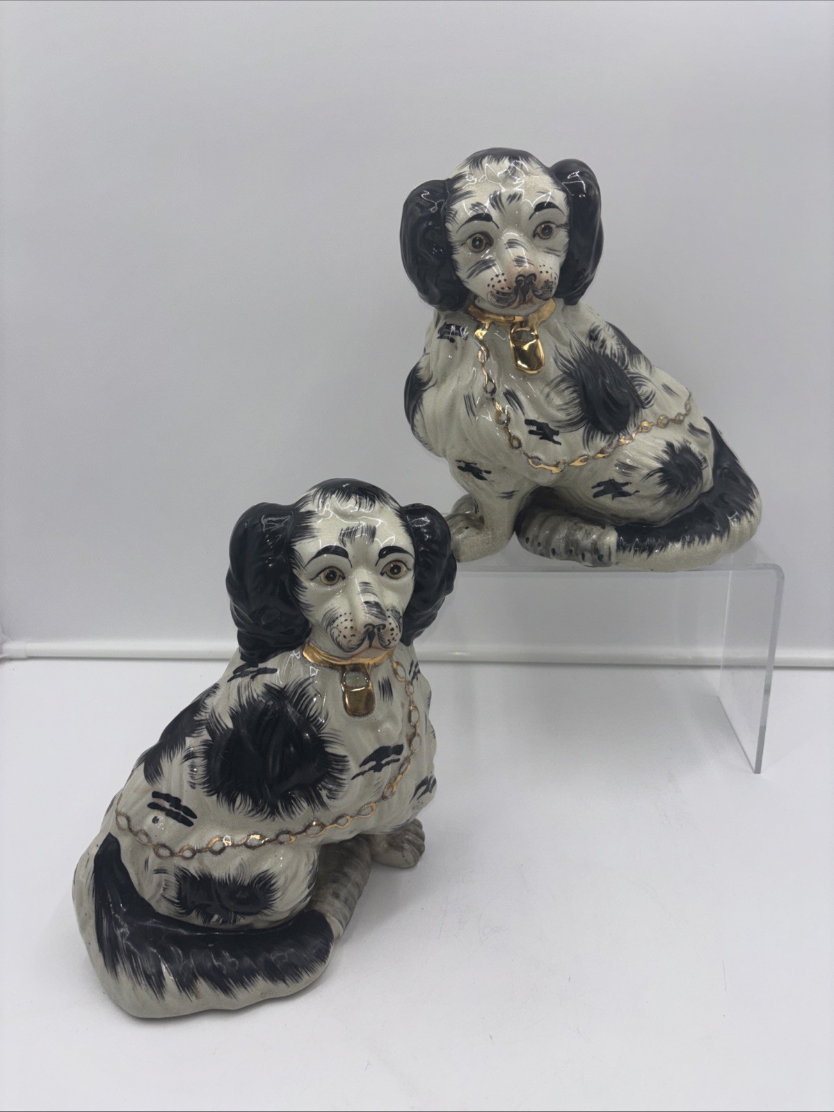 ANTIQUE 19C. VICTORIAN STAFFORDSHIRE ENGLAND POTTERY KING CHARLES SPANIEL DOGS