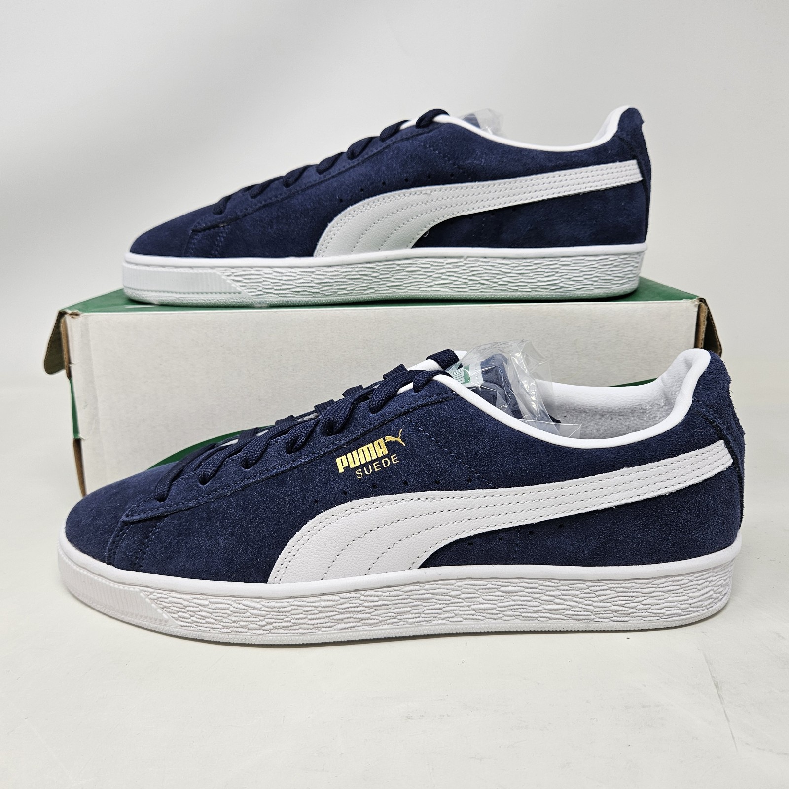 PUMA Suede Classic \'Navy White\' Casual Sneakers / 399781 03 / Men\'s Size 8.5