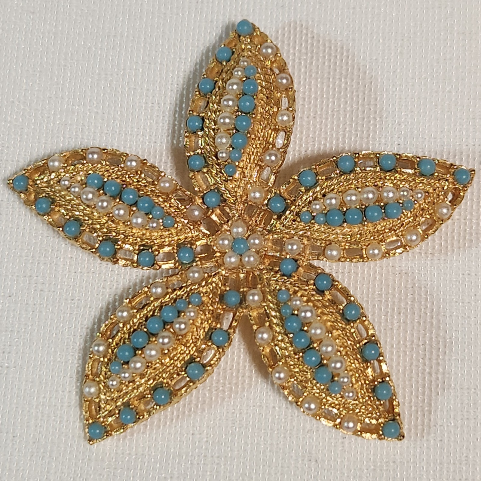 Vintage Sarah Coventry Ocean Star Brooch Gold Tone Turquoise Pearl Flower 2.5\