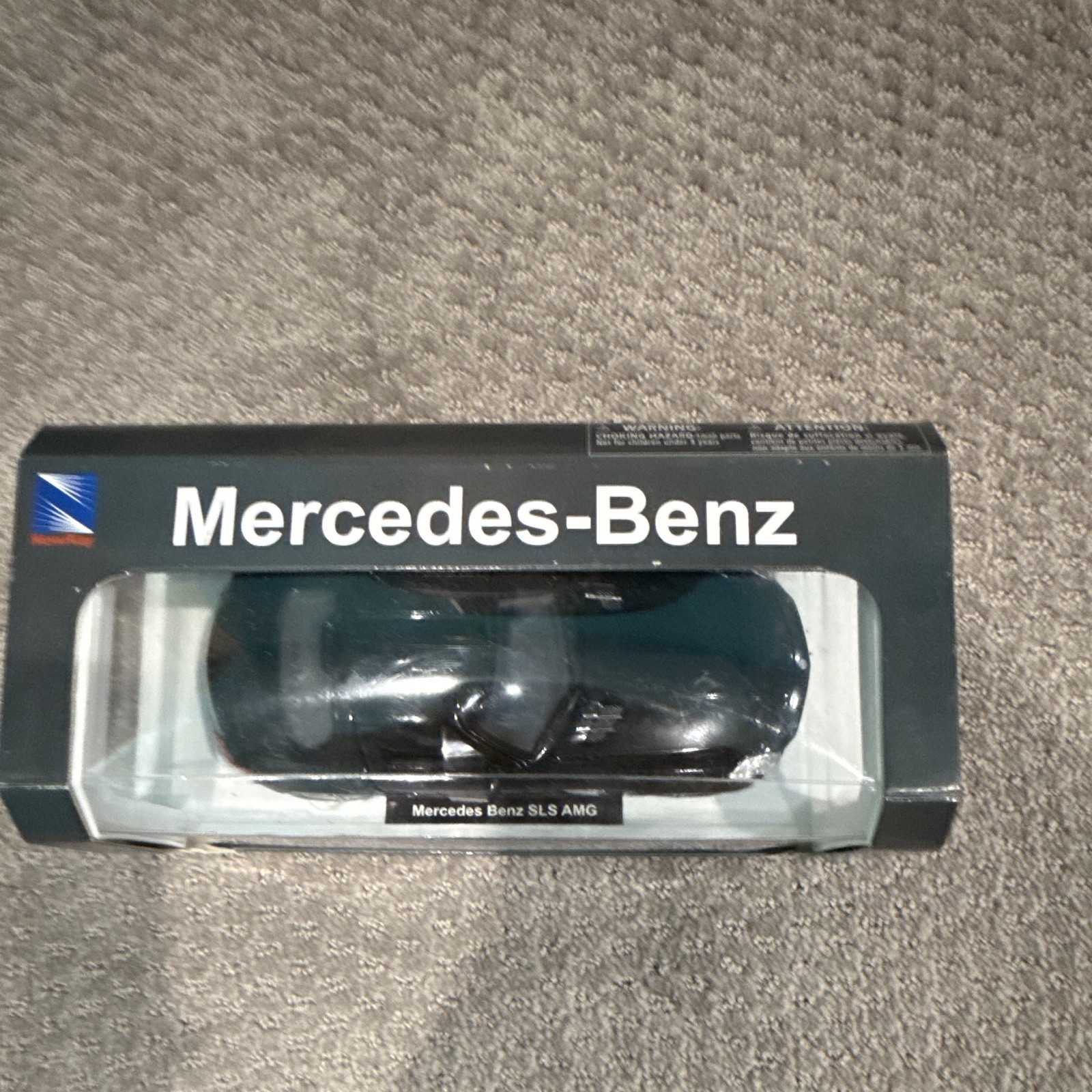 New-Ray 1:24 Mercedes-Benz SLS AMG Diecast - Black Special Edition - NIB