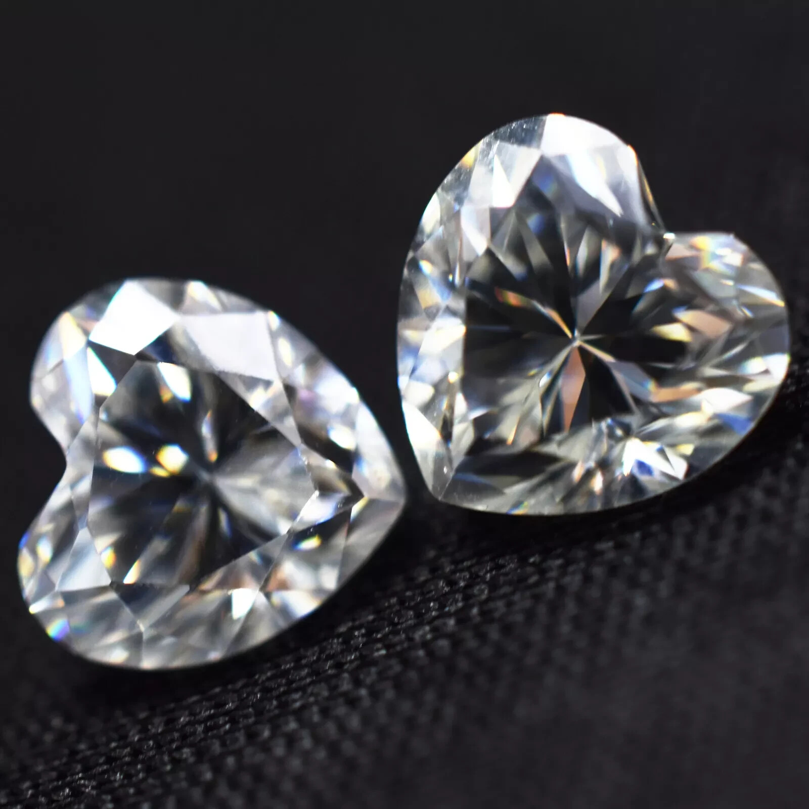 Natural 2 CT Pair White Diamond Heart Cut VVS1 D Grade IDGL Certified RR 2