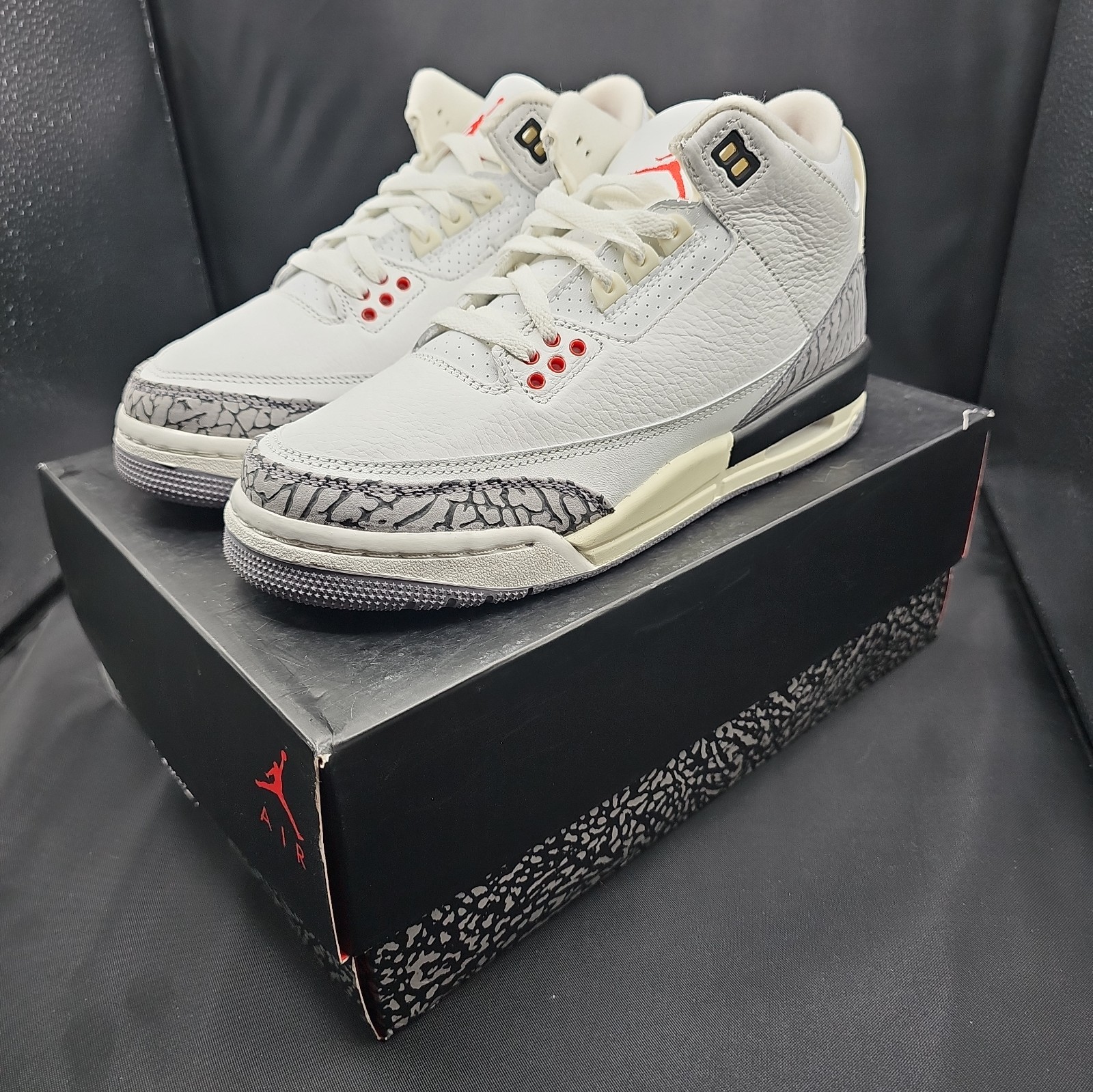 Air Jordan 3 Retro (GS) White Cement Reimagined Sneakers Size 6Y (B) NEW Air Jordan 3 Retro (GS) White Cement Reimagined Sneakers Size 6Y (B) NEW