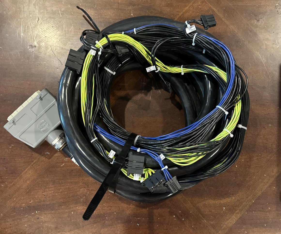NEW FANUC 7M RCC RM1 Cable A660-4004-T485#L7R503