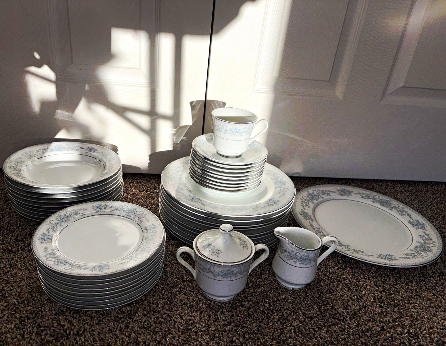 Mikasa Fine China Dresden Rose 48pc set