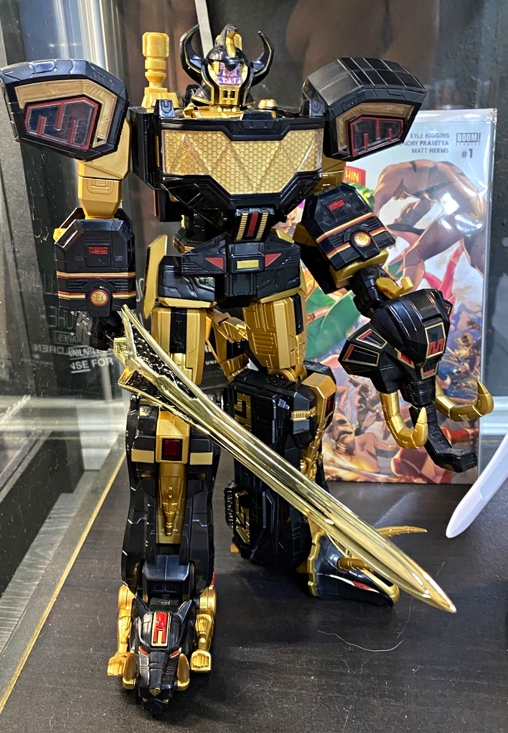 Bandai Power Rangers Megazord Samurai Robot Figure Black & Gold 2024 Bandai Power Rangers Megazord Samurai Robot Figure Black & Gold 2024