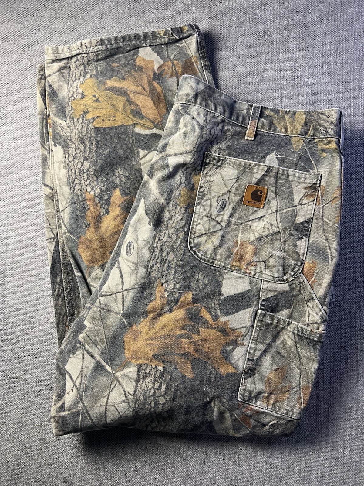 VTG Y2K Carhartt B158 CMO Realtree Camo Carpenter Pants Men\'s 44x32 Dungaree