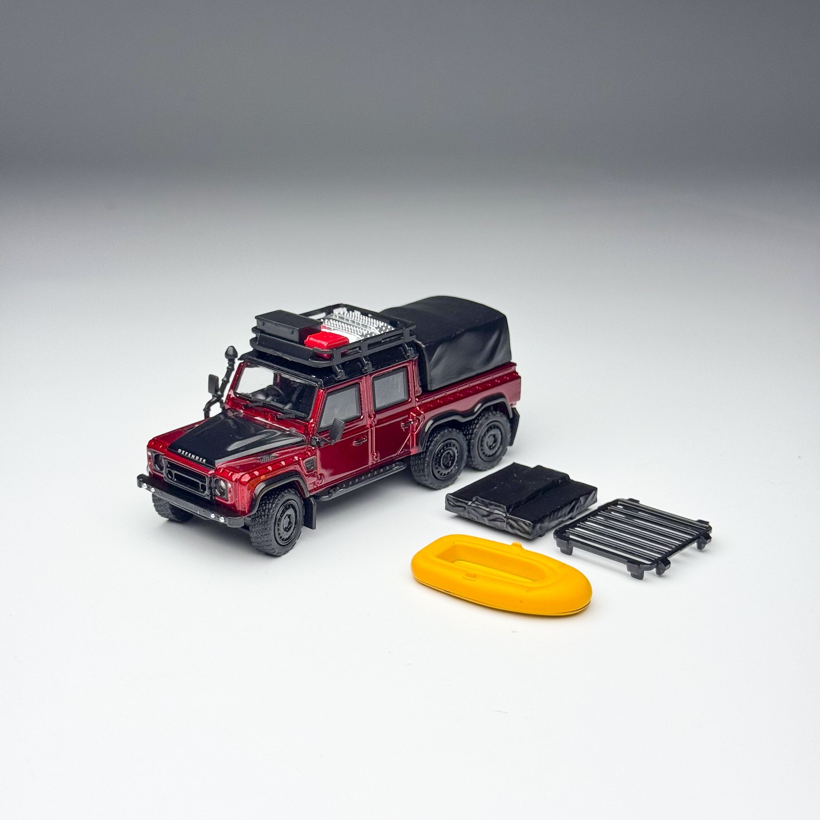 1/64 Land Rover Defender 6X6 Custom Rare Collectible Diecast Model 1/64 Land Rover Defender 6X6 Custom Rare Collectible Diecast Model
