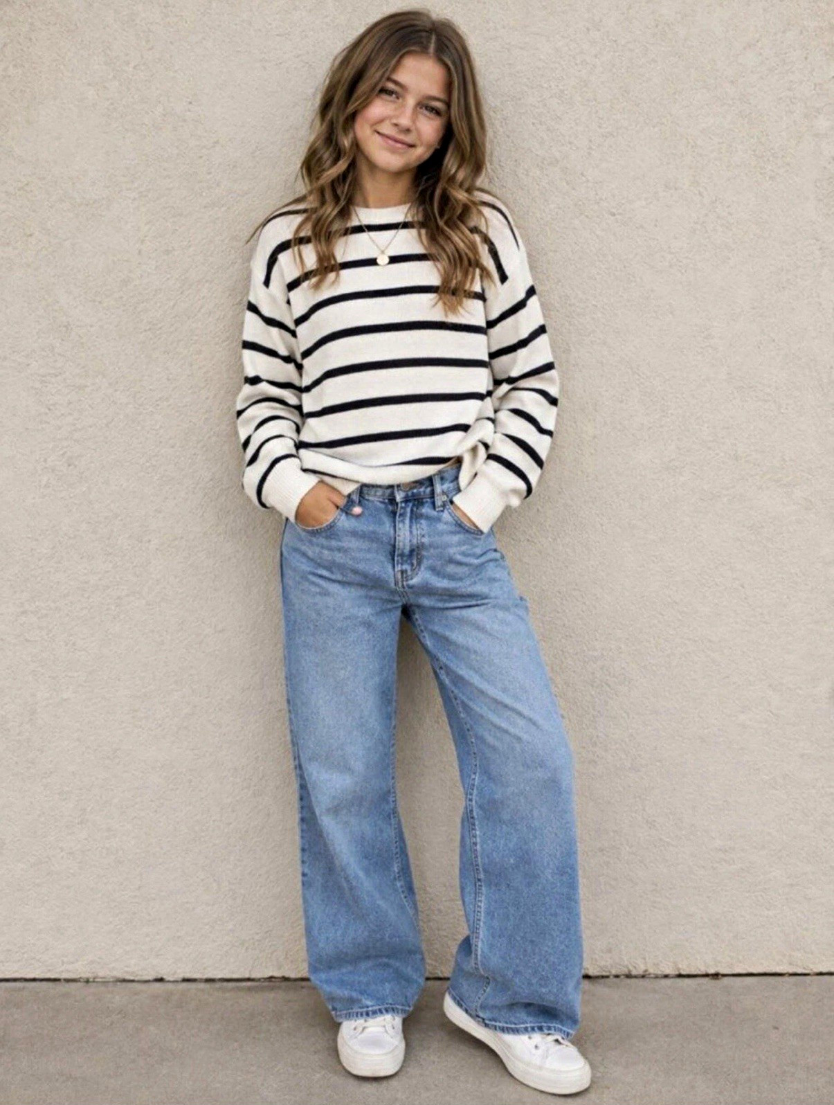 Brand New Old Navy Girls Baggy Wide-Leg Jeans Light Wash Blue Denim Size 12 