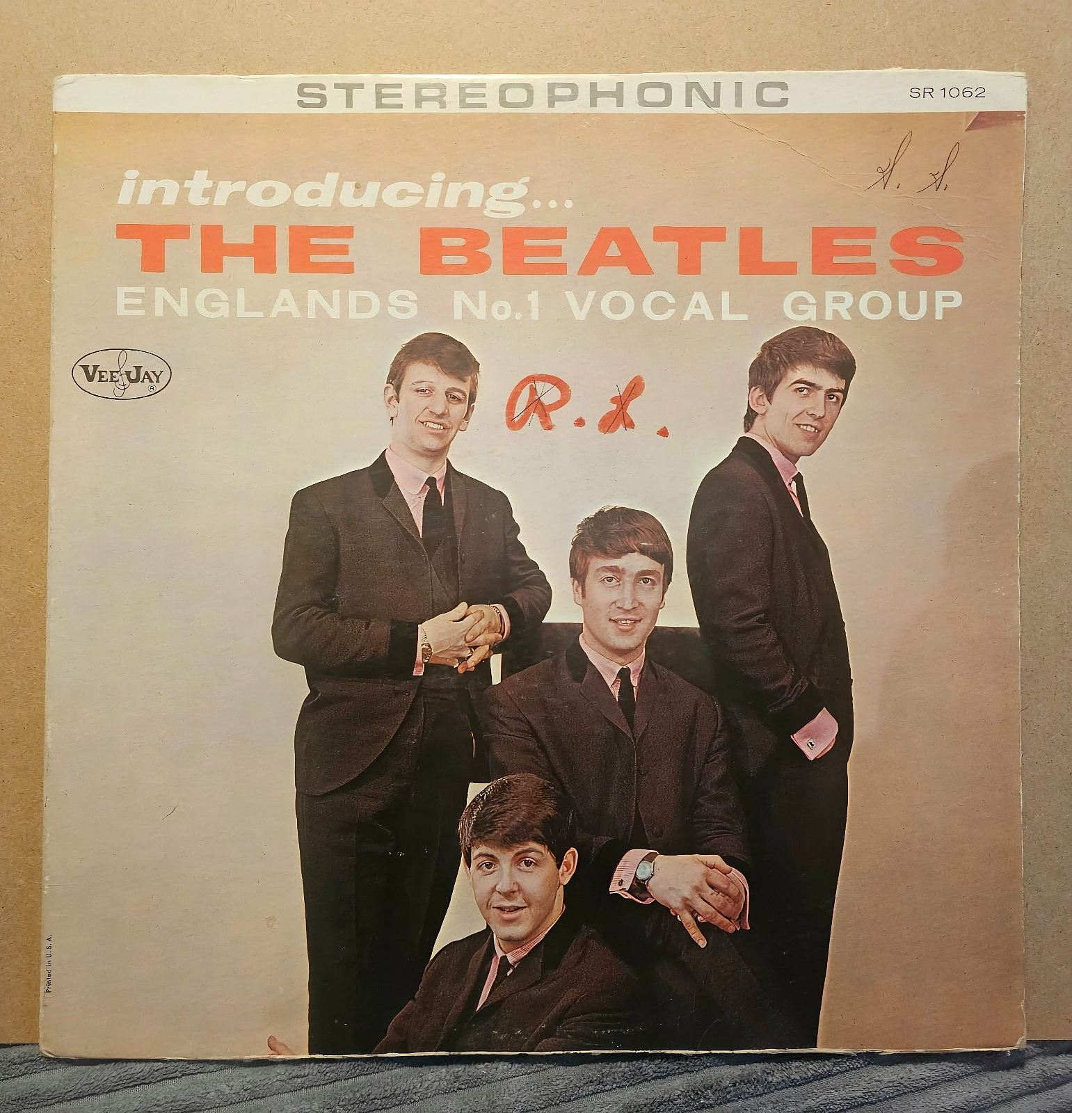 introducing the Beatles LP stereo Vee-Jay records rainbow ring ad back love me d