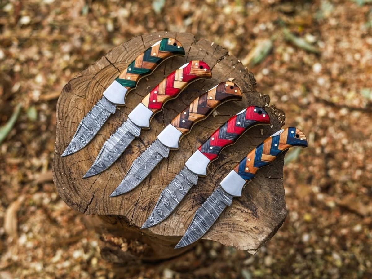 LOT OF 50 Pcs Handmade Damascus Steel Folding Knives, pocket Knives With Sheaths LOT OF 50 Pcs Handmade Damascus Steel Folding Knives, pocket Knives With Sheaths