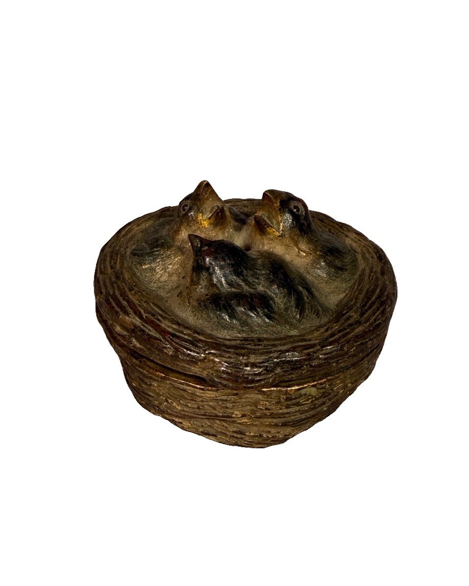 Antique Austrian Vienna Bronze Baby Bird Bronze Box Geschutzt Antique Austrian Vienna Bronze Baby Bird Bronze Box Geschutzt