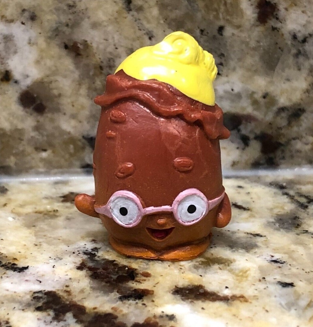 Shopkins Season 4 Single Loose Figures- PICK FROM LIST- Rare,Ultra,Special Shopkins Season 4 Single Loose Figures- PICK FROM LIST- Rare,Ultra,Special