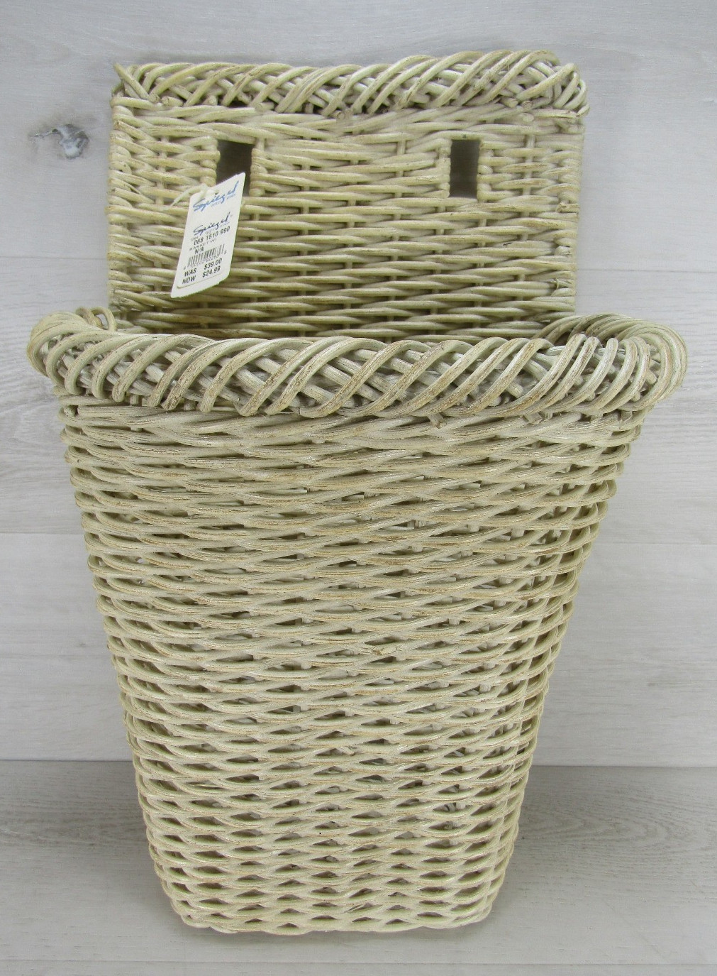 Woven Wicker Wall Hanging Basket Flat Back Storage Organizer White Washed 18\