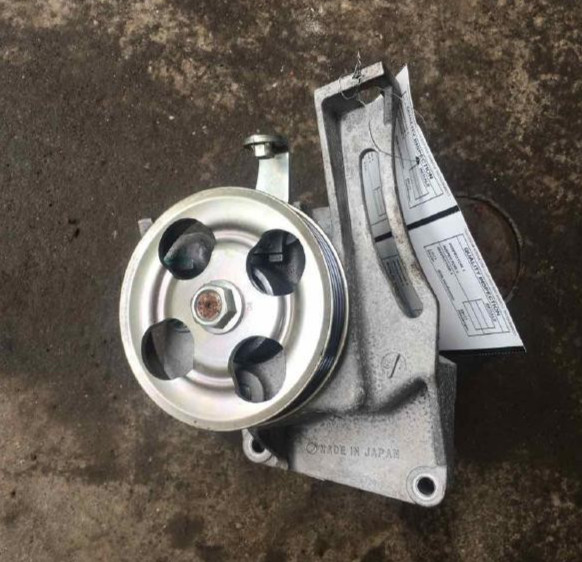 2008-2014 Subaru Impreza Power Steering Pump Assembly  OEM