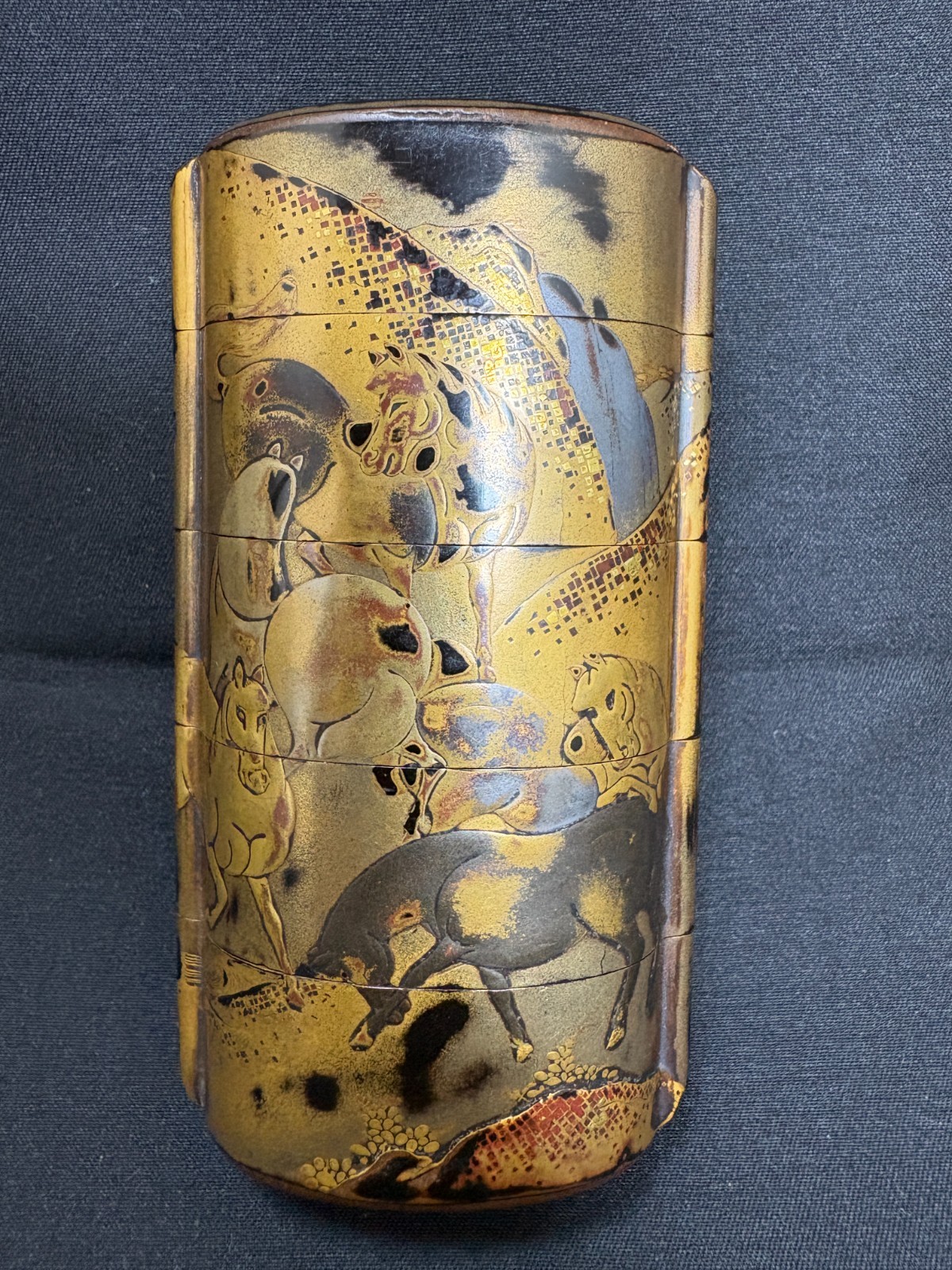 Antique Japanese Inro Gold Maki-e Lacquer Horses 4 Case Edo Kirigane Nashiji