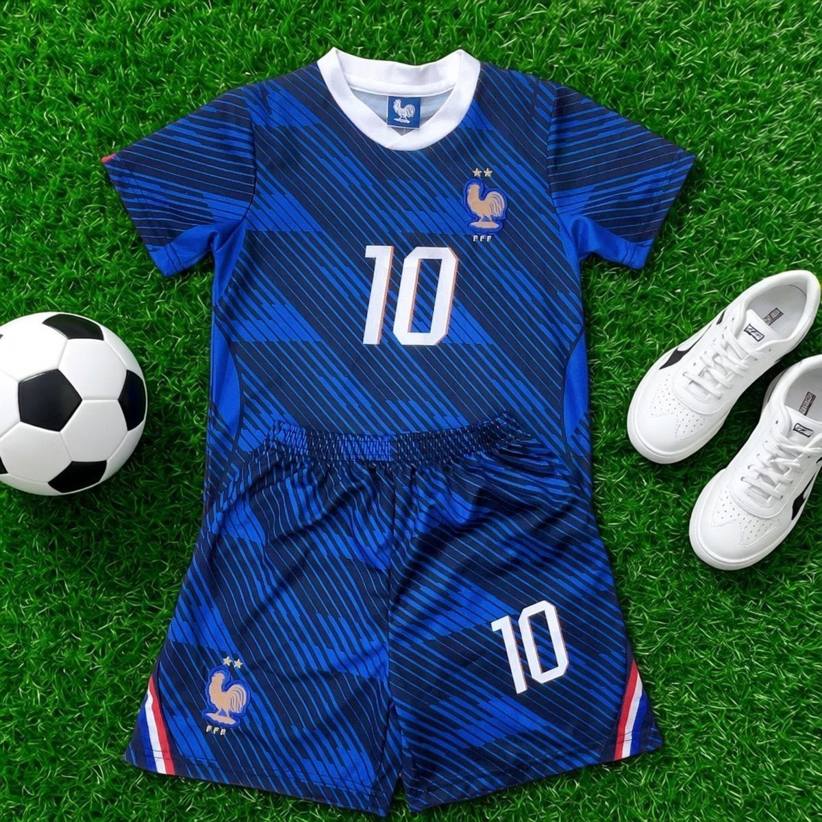 Hot Mbappe #10 France Kids Soccer Jersey Kit Boys Girls Youth Fan Gift