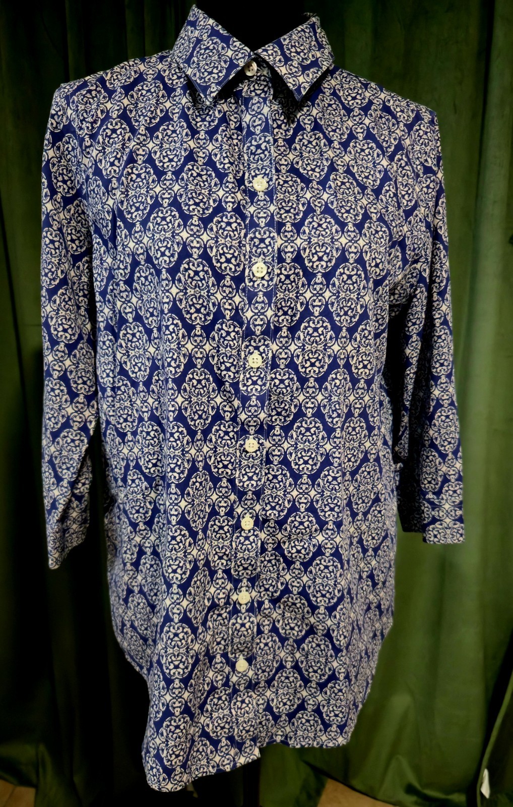 Chico\'s No-Iron Navy Ivory Ornate Print Button Down Tunic Shirt Size 1