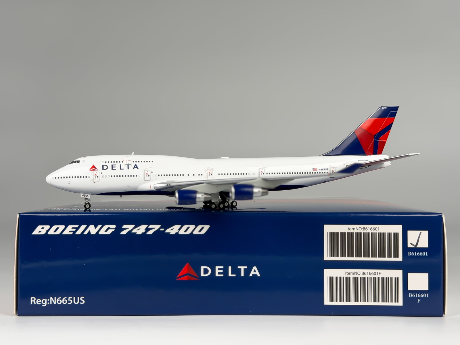 Delta Air Lines Boeing 747-400 1:400 HX Models N665US (B616601)