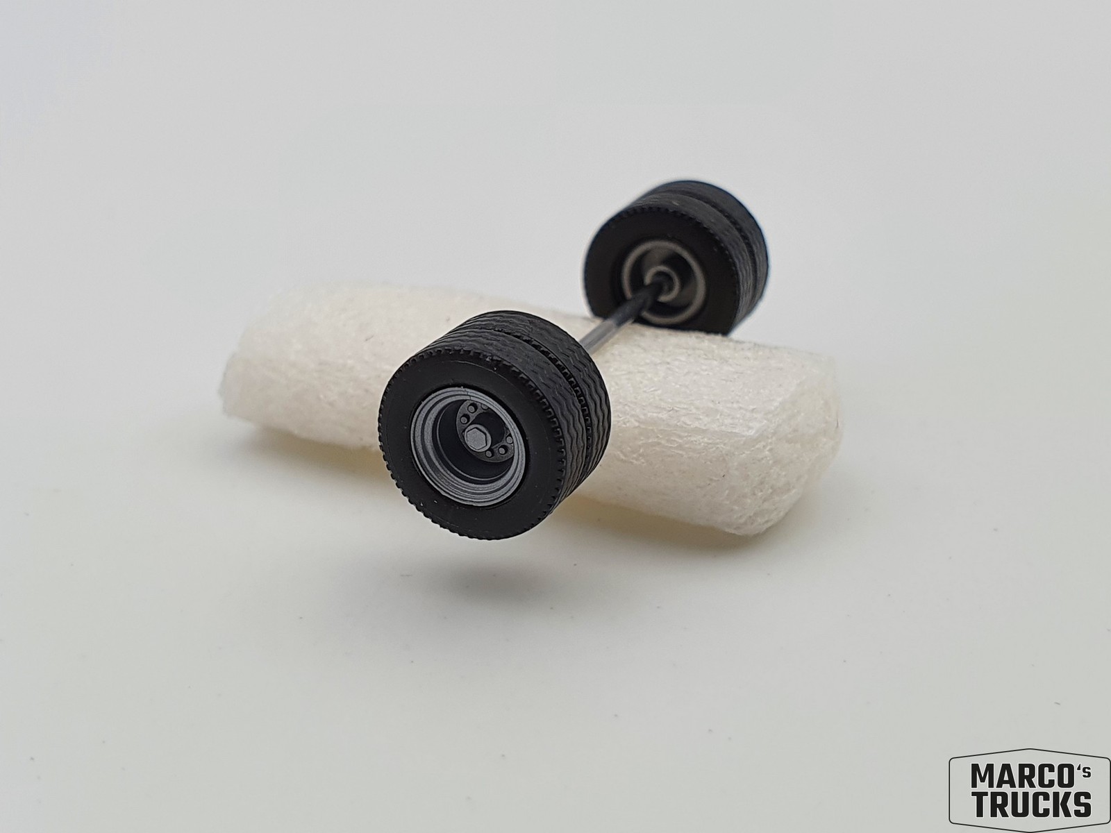 Herpa Wheel set for Semitieflader / Allrounder silver 690944a /HR101