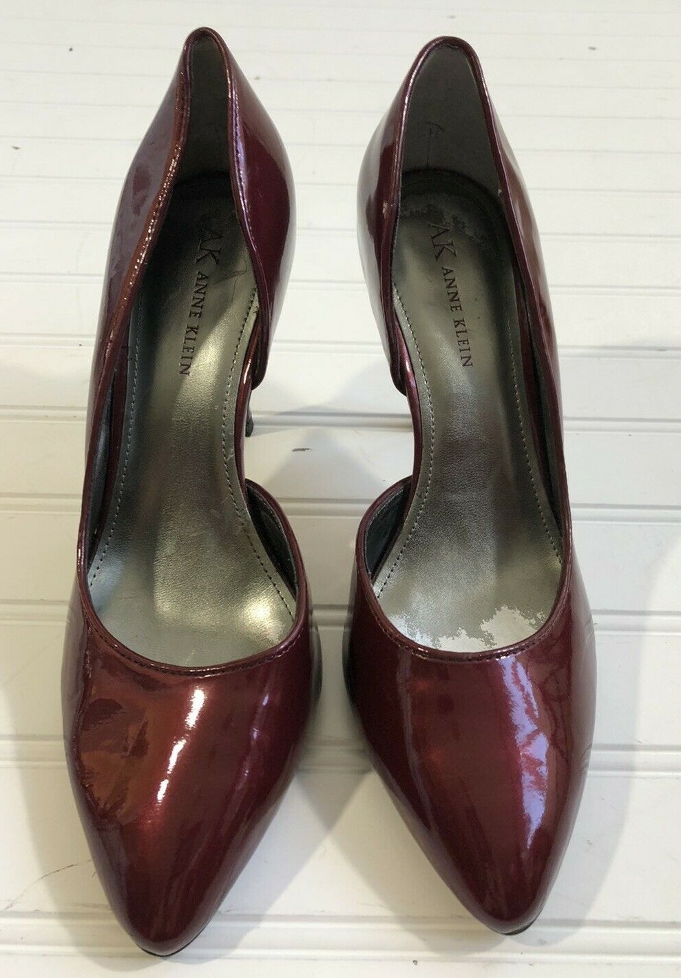 AK Anne Klein Glossy High Heels Shoes Pumps Pointy Toes Womens Size 7 Deep Red