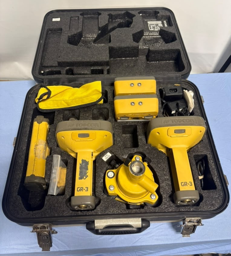 Topcon GR-3 Dual Base Rover GPS GNSS GLONASS RTK Digital Kit FC-200