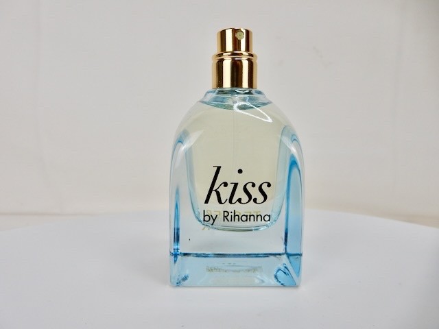 Riri Kiss by Rihanna Women\'s EDP Spray 1.0 oz *new tester bottle*