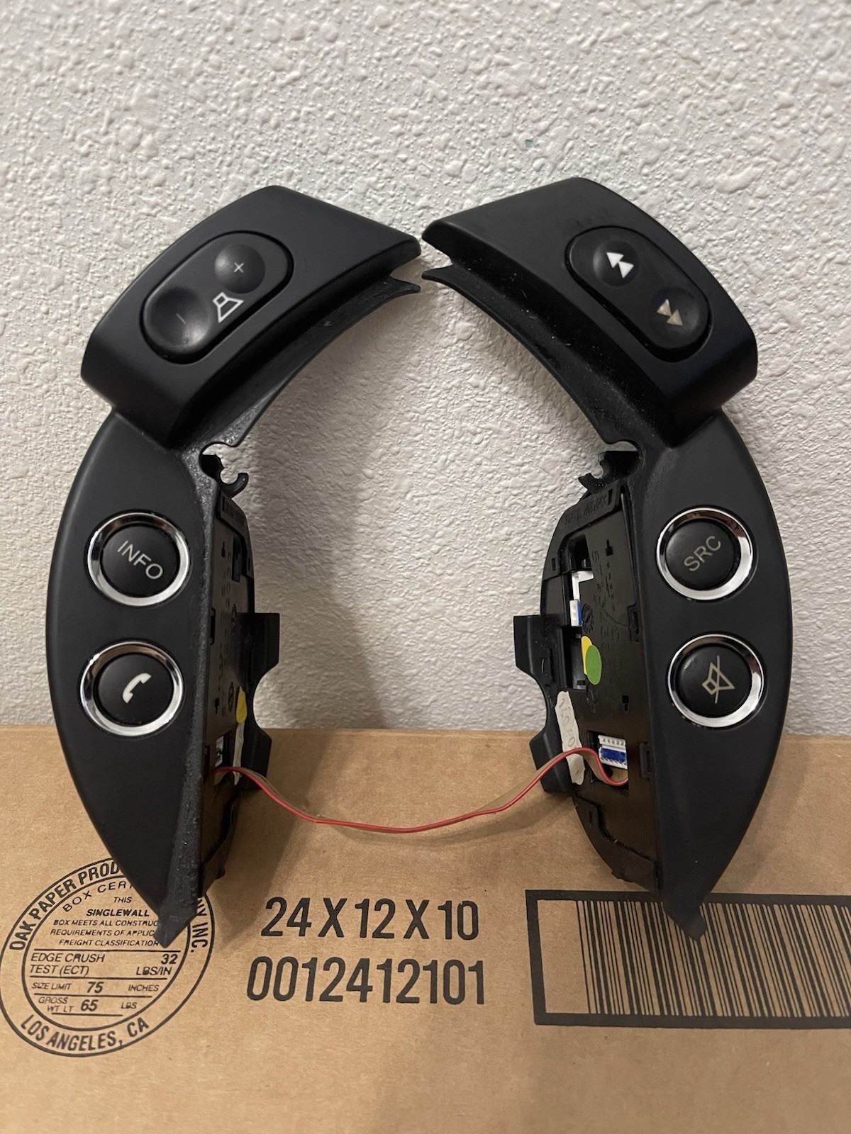 READ 04-08 MASERATI QUATTROPORTE STEERING WHEEL LEFT RIGHT CONTROL SWITCHES OEM