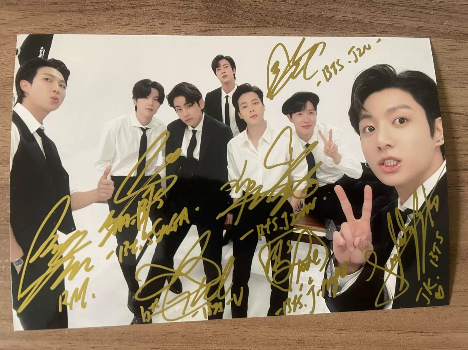 BTS Autographed Hand Signed Photo 4*6 K-POP Photo Collections SALE