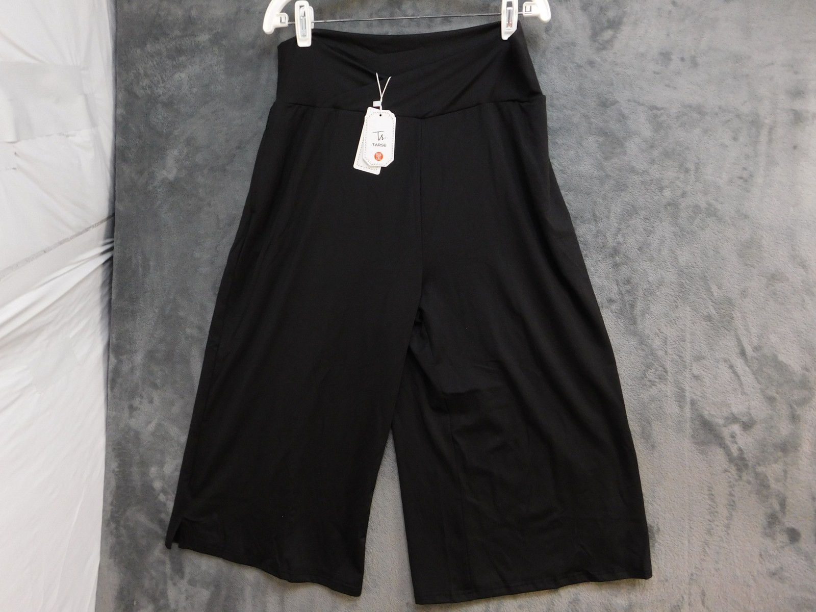 TARSE Women\'s 2XL Black Wide Leg Cropped Culotte Pants Pull-On NWT