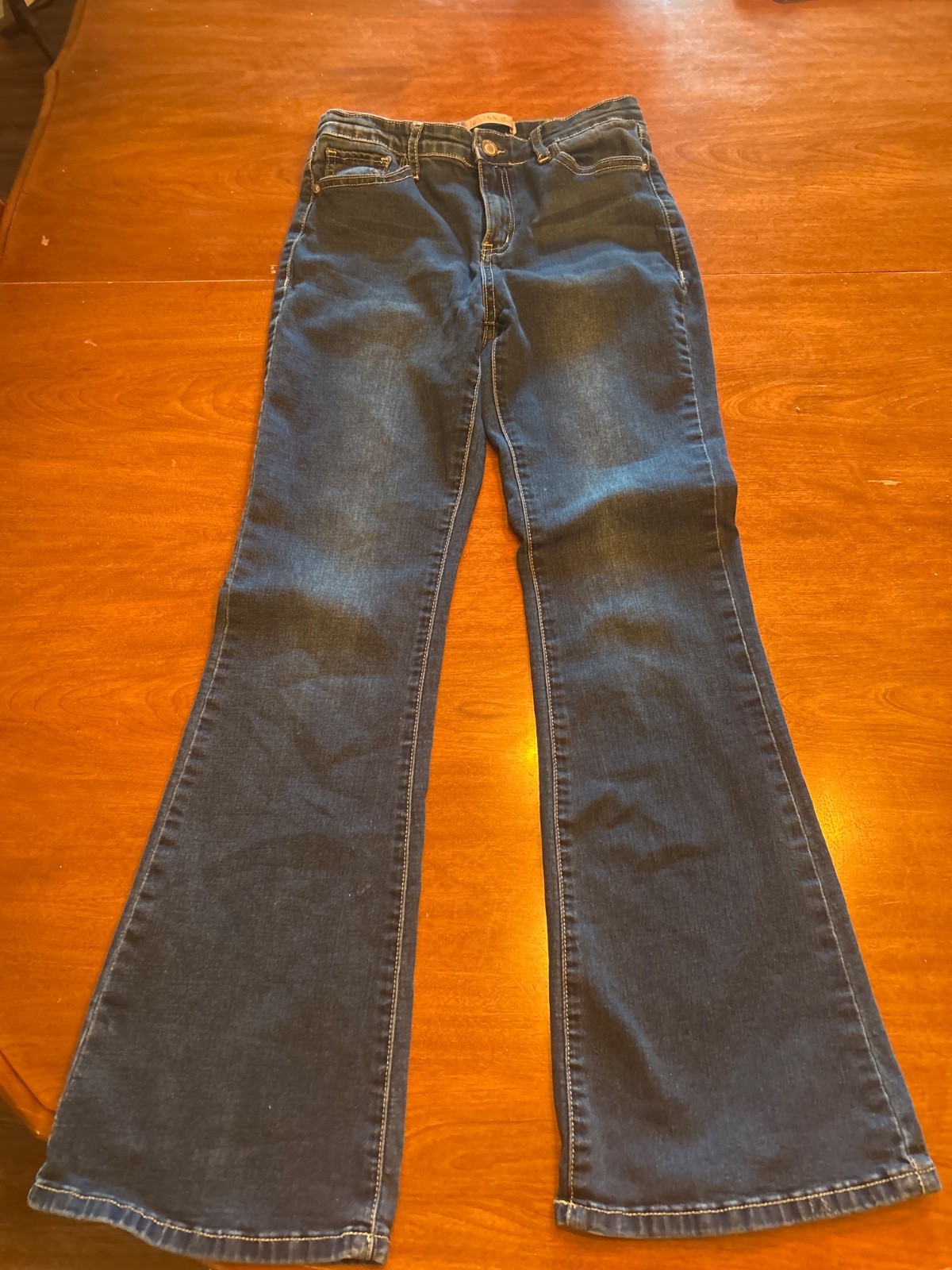 Excellent condition women’s  jeans, hot kiss first kiss brand boot cut dark wash
