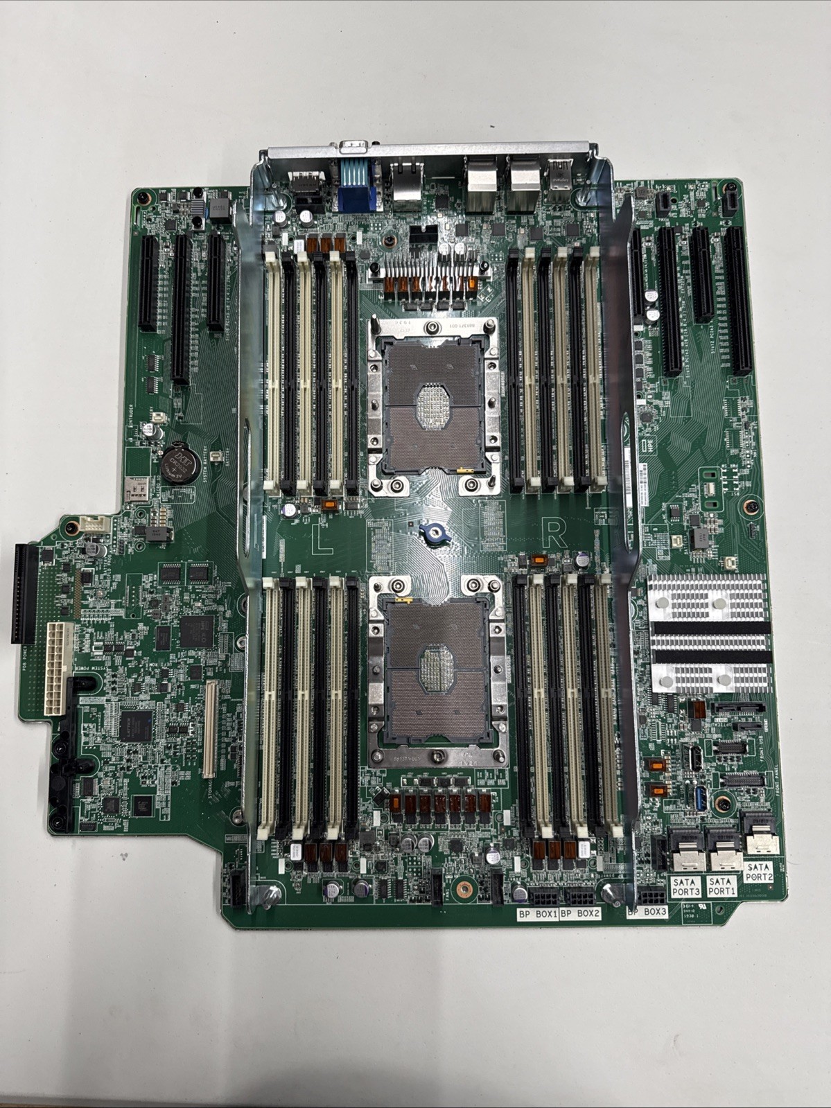 HPe P11390-001 ML350 gen10 System board 874585-002 HPe P11390-001 ML350 gen10 System board 874585-002