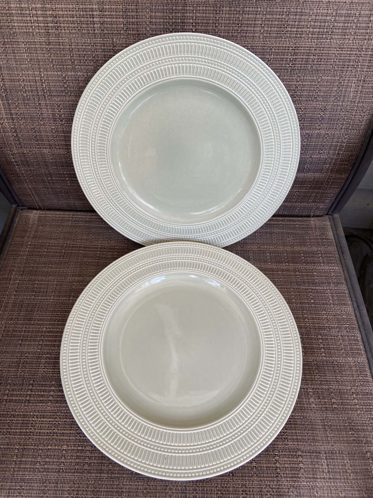 2 Jasper Conran Wedgwood Sage Impression Dinner Plates 10 7/8\