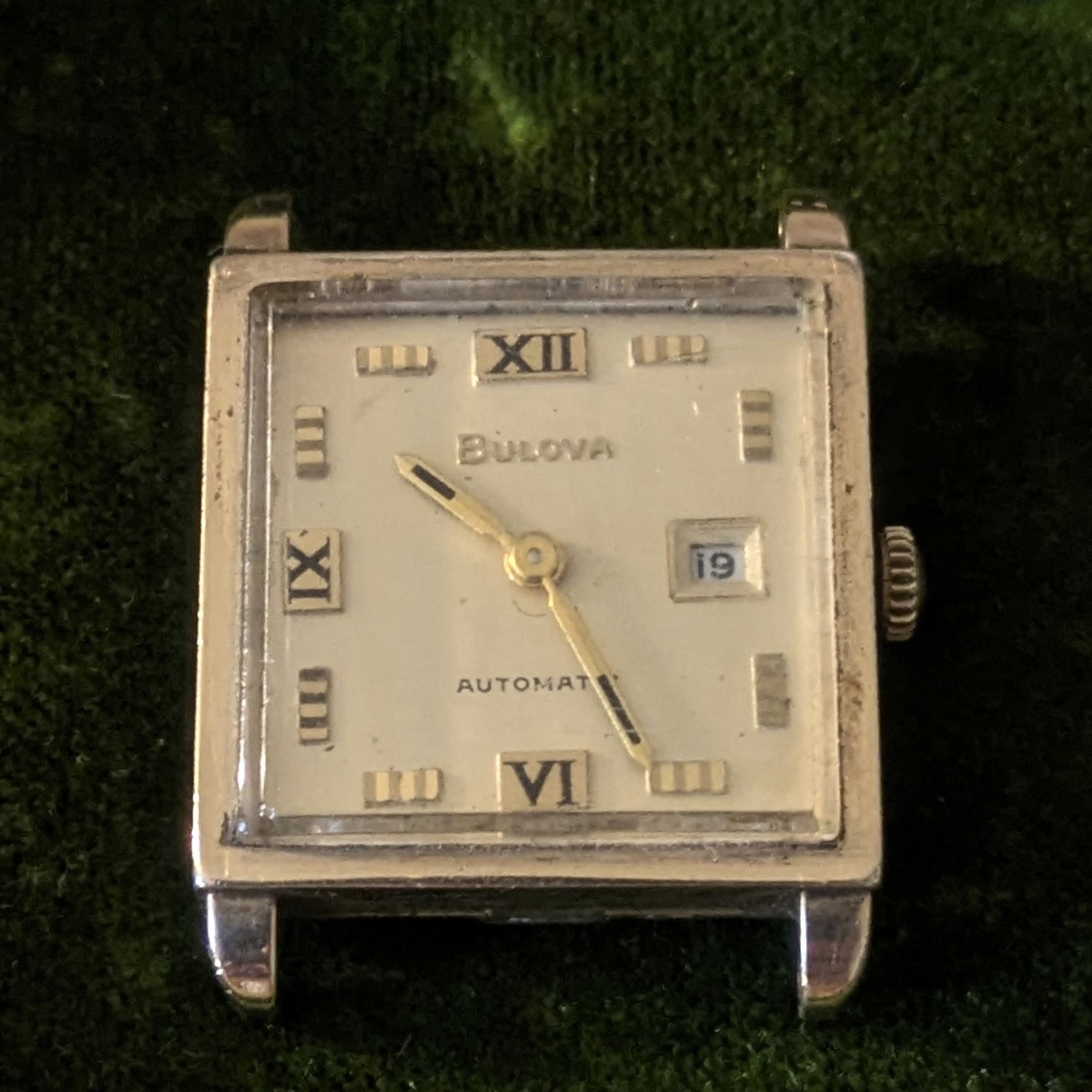 Vintage 1969 Bulova Automatic Date Watch 10K Gold Filled Square M9 Runs Vintage 1969 Bulova Automatic Date Watch 10K Gold Filled Square M9 Runs