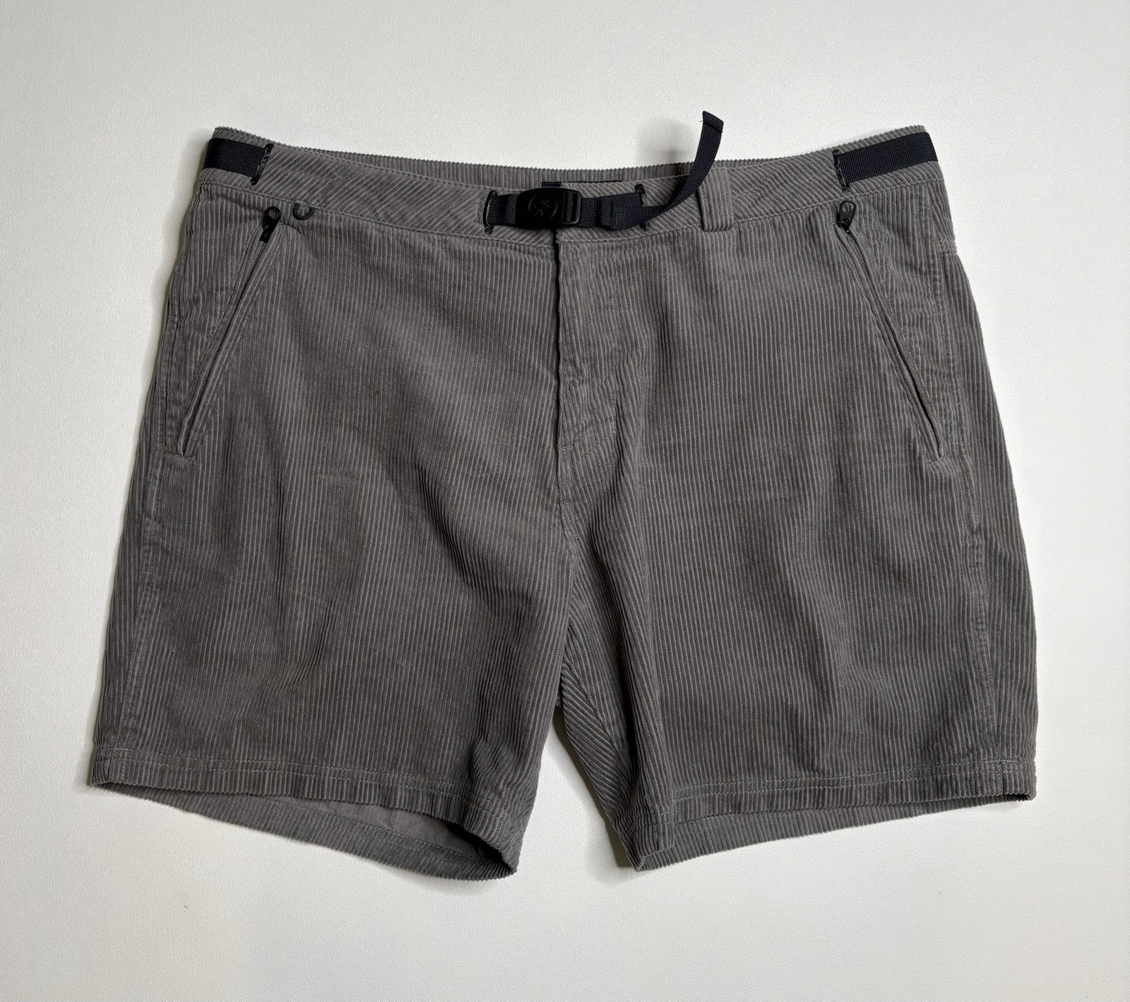 Roark Gray Campover Cord Corduroy Belted Hiking Outdoors Shorts Mens 38