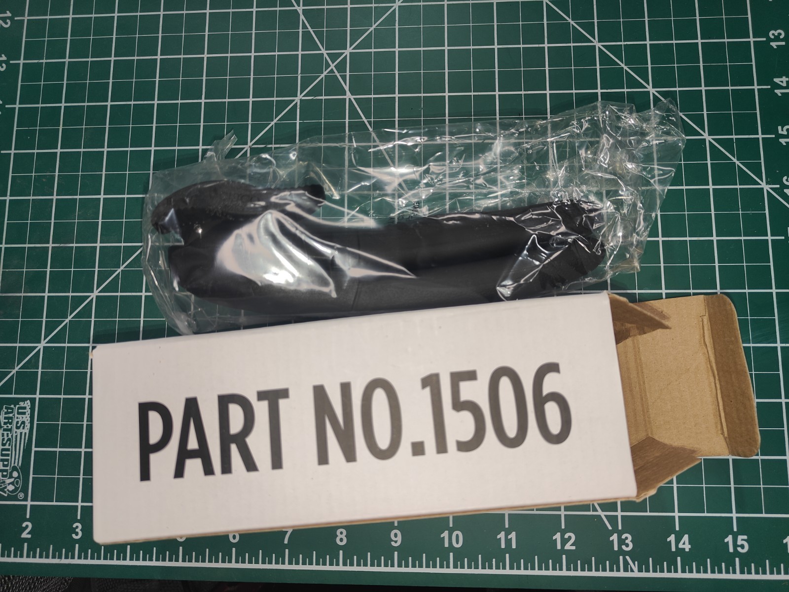 Brand New Cutco Can Opener 1506 BNIP Hard To Find Brand New Cutco Can Opener 1506 BNIP Hard To Find